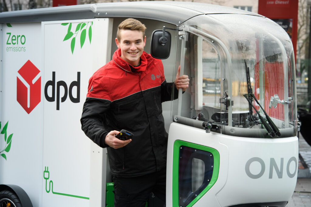 eCargobike ONO mit DPD-Fahrer